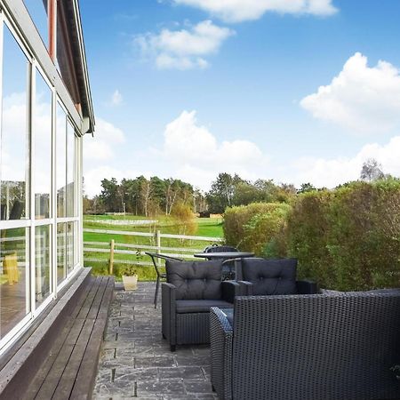 Gorgeous Home In Munka-Ljungby With Kitchen Εξωτερικό φωτογραφία